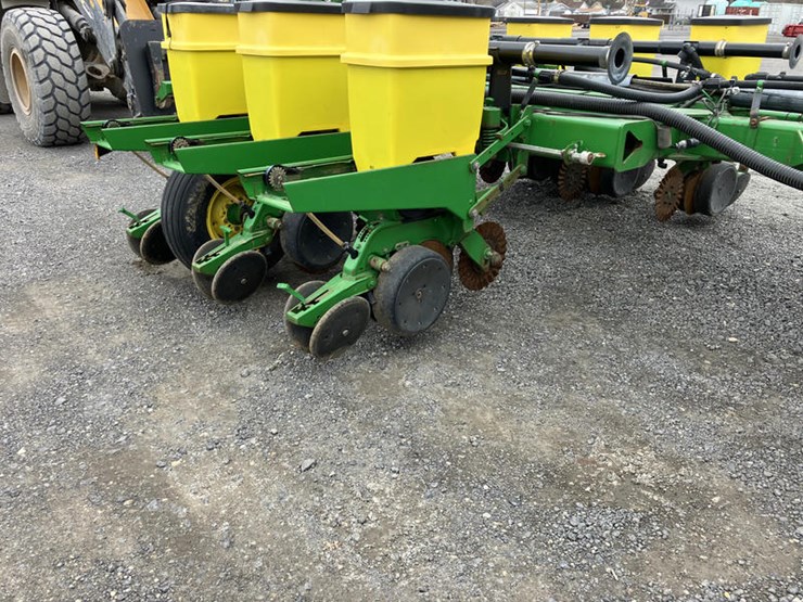 john-deere-1770-image-21