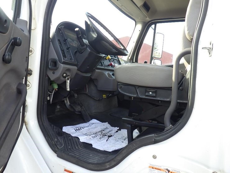 2019-freightliner-m2-15'-t/a-dump-truck-image-24