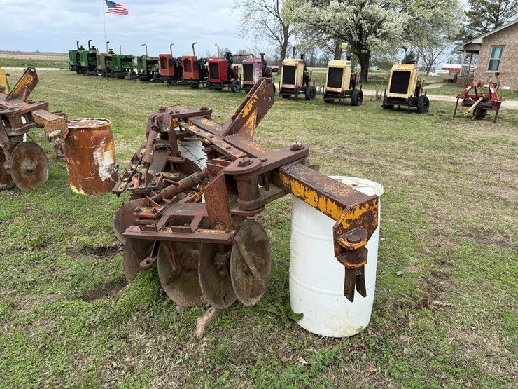 #41847-•-levee-plow-image-3