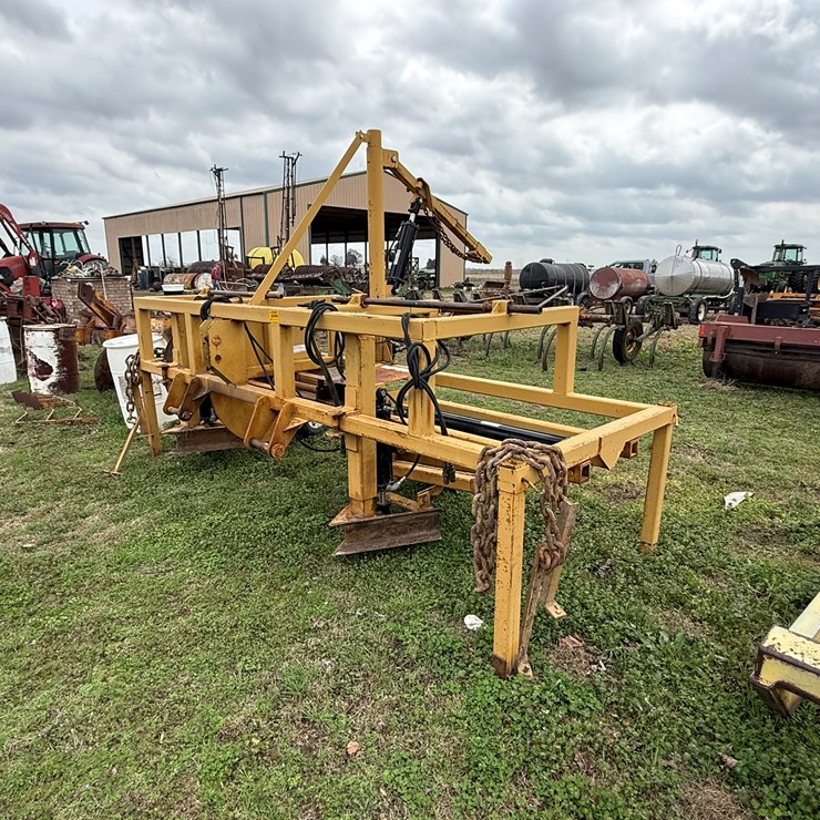 #41849 • Poly Pipe Machine