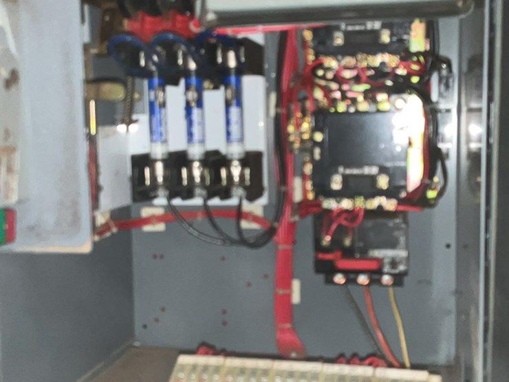 #215-•-square-d-motor-control-center-image-19