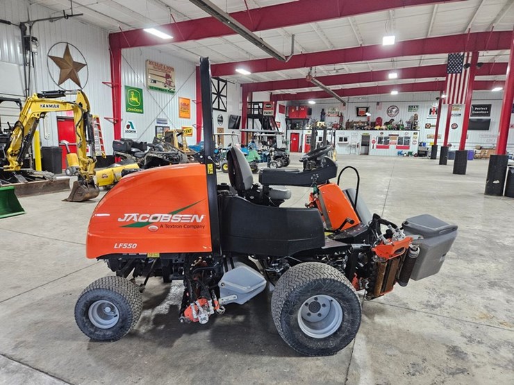 #685-•-jacobsen-lf550-fairway-mower-image-6