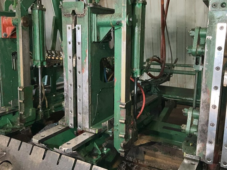 #200-•-2002-salem-4-headblock-slant-carriage-image-15