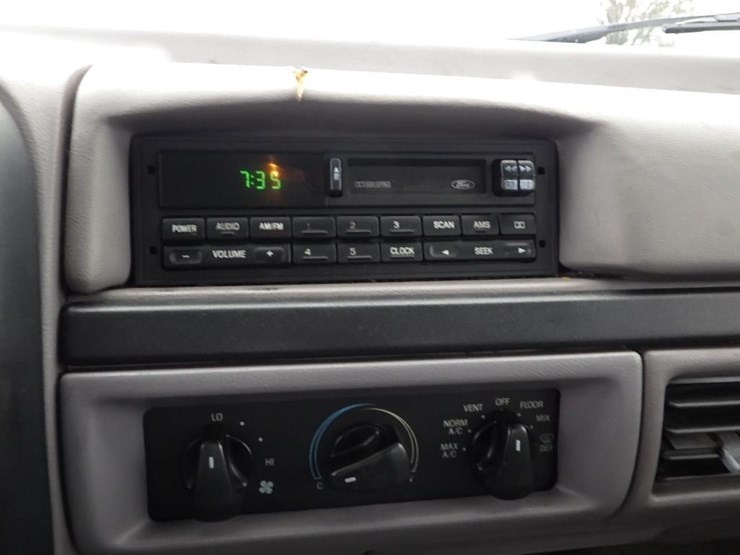 1997-ford-f250-image-28