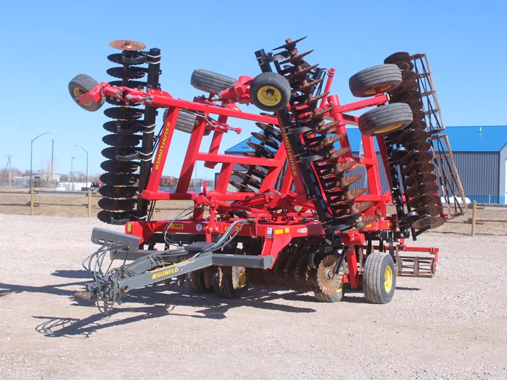 #1030-•-sunflower-6631-vt-soil-finisher-image-13