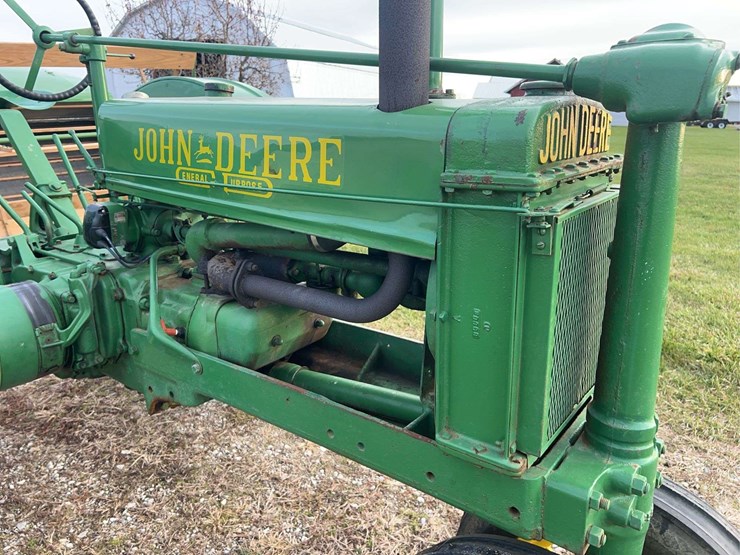 john-deere-model-b-image-9