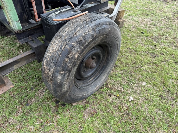 john-deere-4239d-image-9