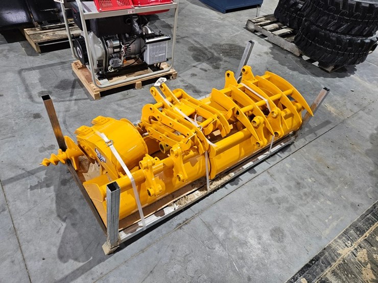 #706-•-giyi-mini-excavator-set-image-3