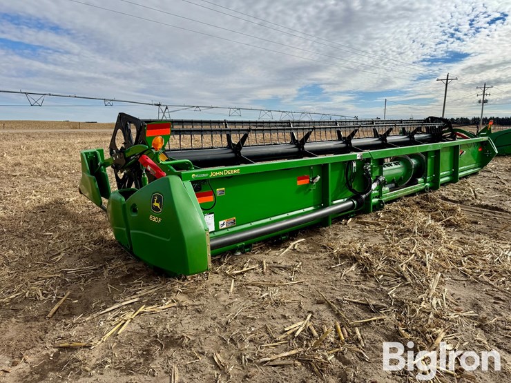 2017-john-deere-630f-image-7