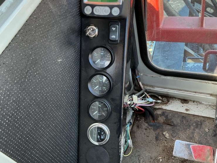 2017-hood-28000-image-23