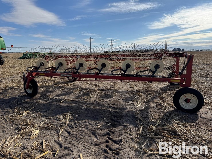 h&s-12-wheel-high-capacity-rake-image-8