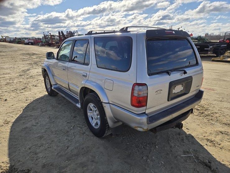 2000-toyota-4-runner-limited-image-7