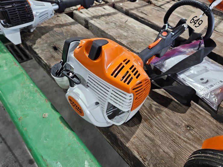 #649-•-2025-stihl-fs70r-string-trimmer-image-3