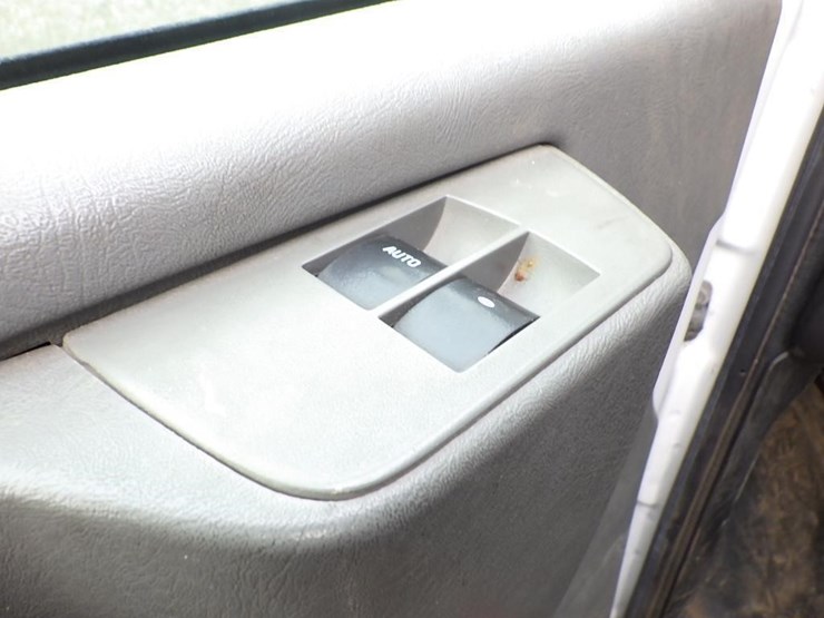 2014-gmc-savana-11'-s/a-cargo-van-image-26