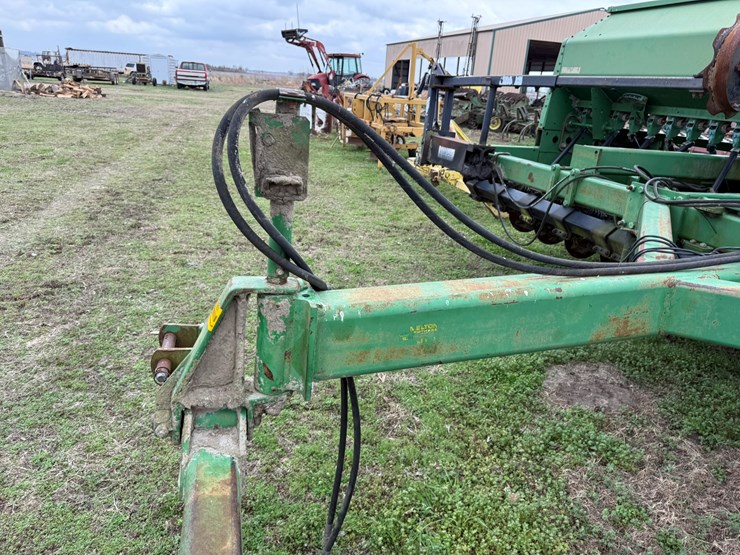 john-deere-1560-image-54