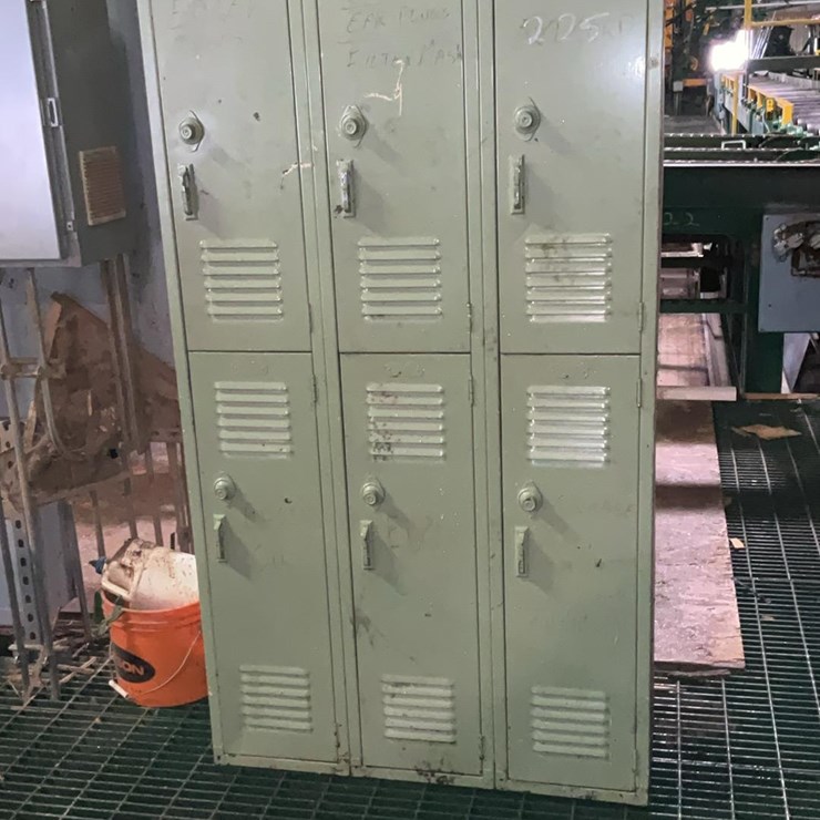 #225 • Locker Cabinet