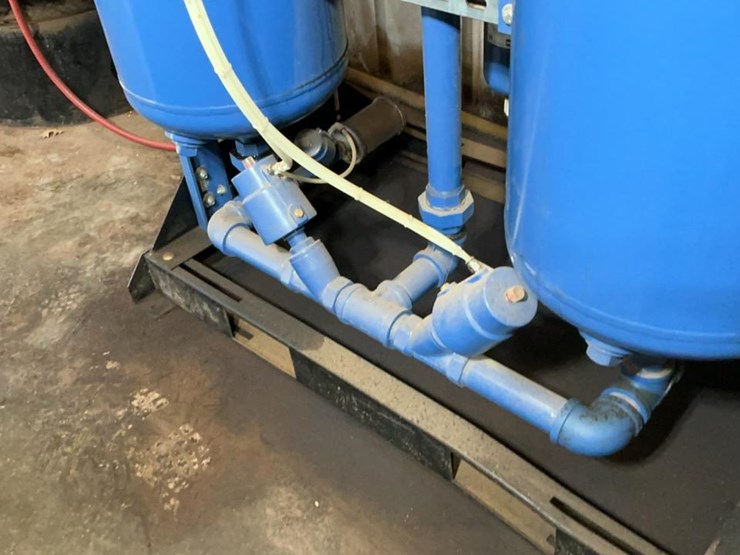 #268-•-great-lakes-regenerative-air-dryer-image-8