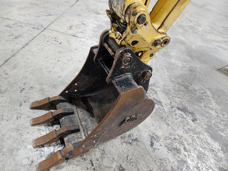 #686-•-yanmar-vic35-mini-excavator-image-10