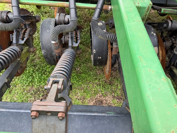 john-deere-1560-image-64