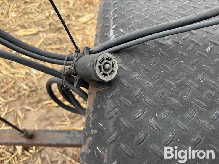 wemhoff-30'-t/a-header-trailer-image-20