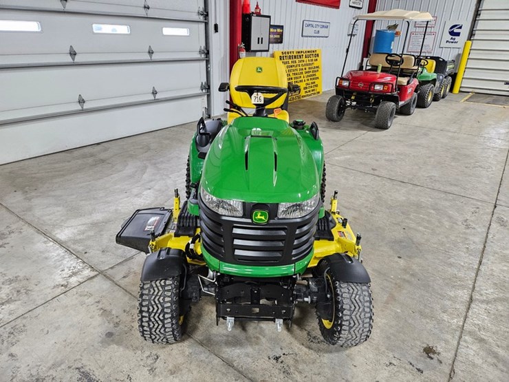 2020-john-deere-x758-image-8