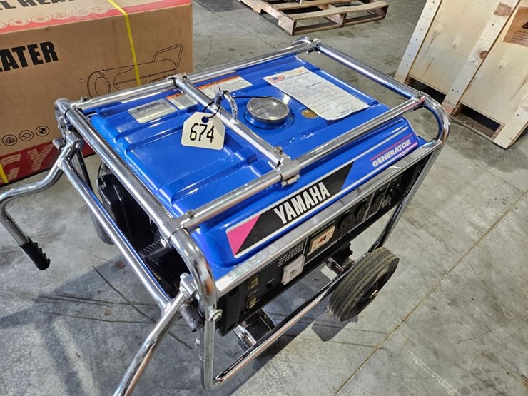 #674-•-yamaha-6600w-generator-image-16