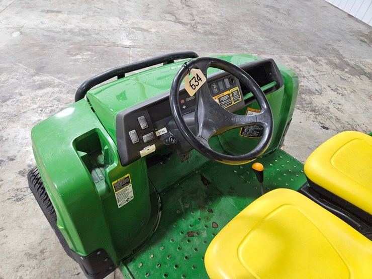 john-deere-turf-gator-image-25