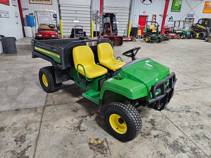 john-deere-turf-gator-image-7