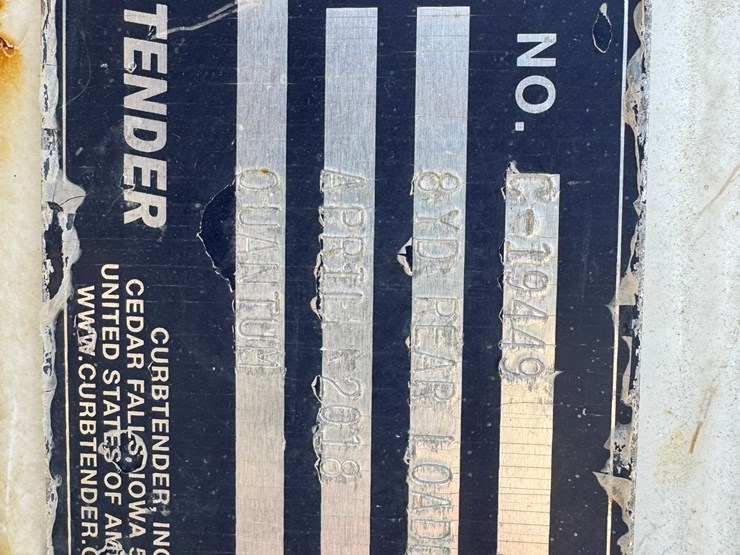 2018-isuzu-nrr-image-34