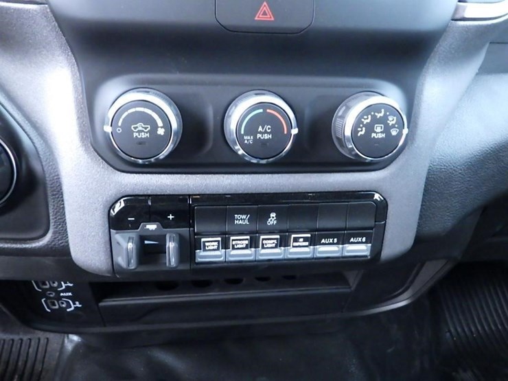 2024-dodge-ram-2500-image-46