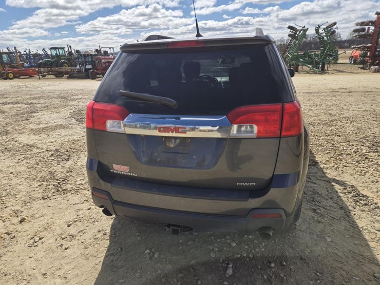 2011-gmc-terrain-sle-image-6