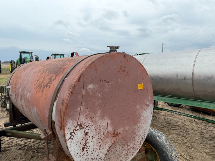 #41260-•-~600-gallon-fuel-wagon-image-30