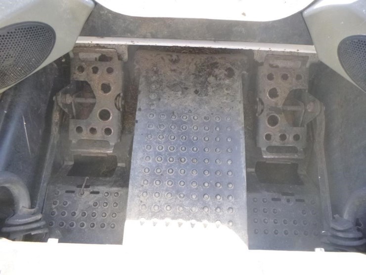 2018-bobcat-s550-image-19