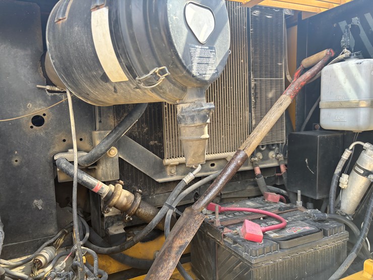 deere-160c-lc-image-23