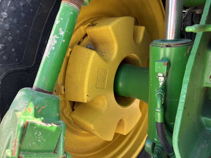 2013-john-deere-8360r-image-52