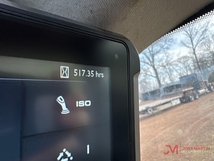 2023-jcb-2ts-7t-image-20