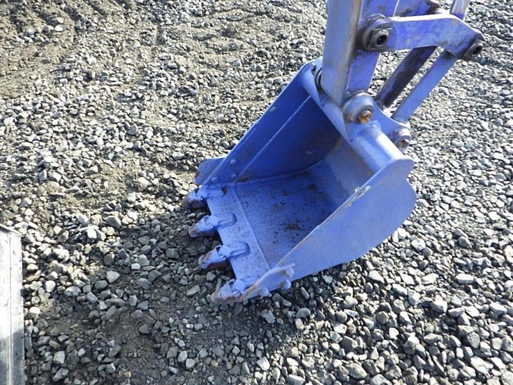 komatsu-pc20uu-3-image-21