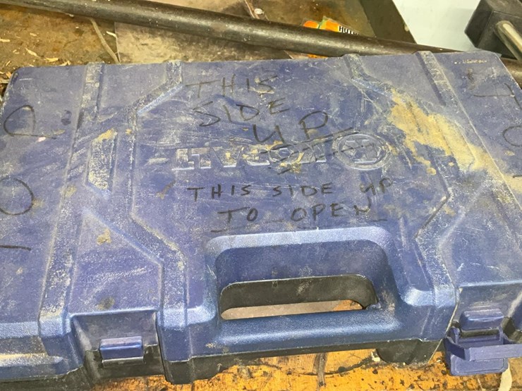 #105-•-cobalt-tool-chest-with-tools-image-16