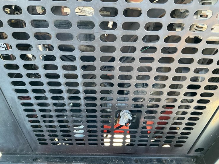 2017-hood-28000-image-12