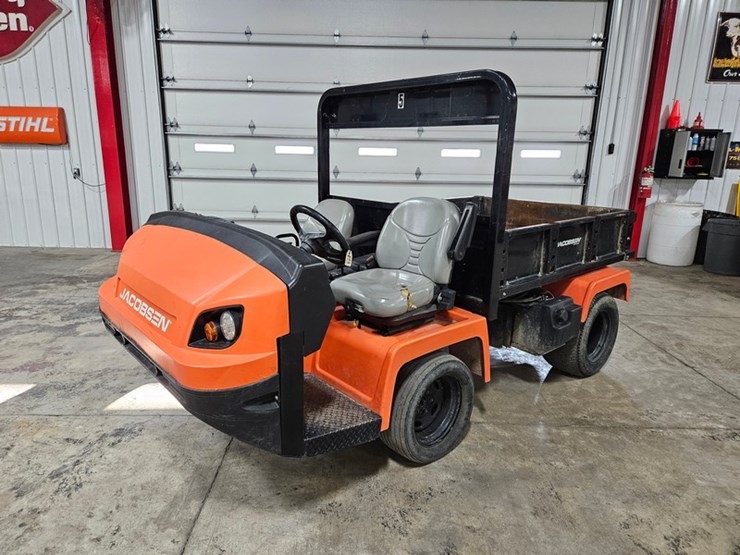 jacobsen-truckster-xd-image-1