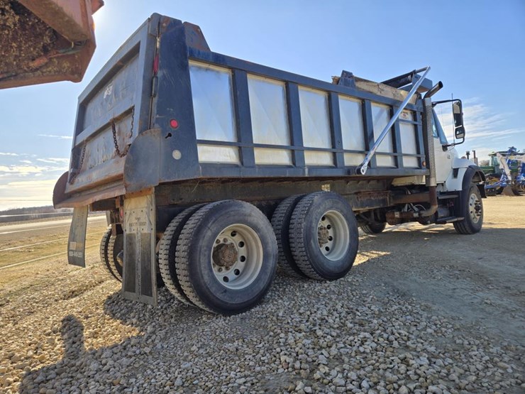 #204-•-2006-international-7500-tandem-dump-truck-image-12
