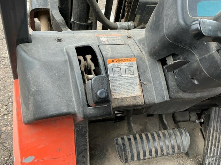 toyota-7fgcu25-image-15