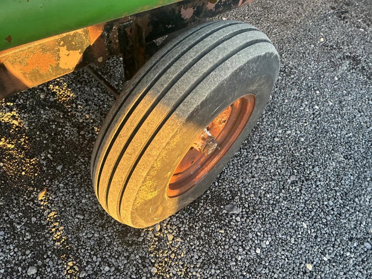 1988-john-deere-920-image-22