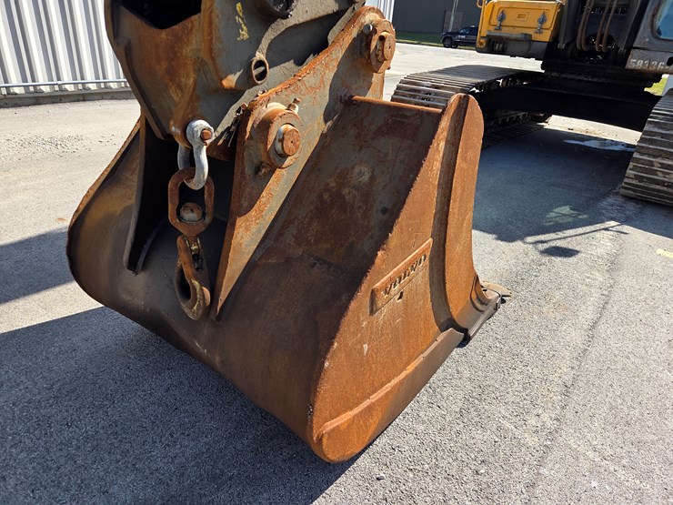 volvo-ec210cl-image-13