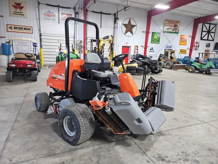 #685-•-jacobsen-lf550-fairway-mower-image-7