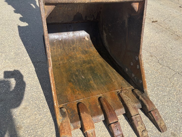 deere-160c-lc-image-51