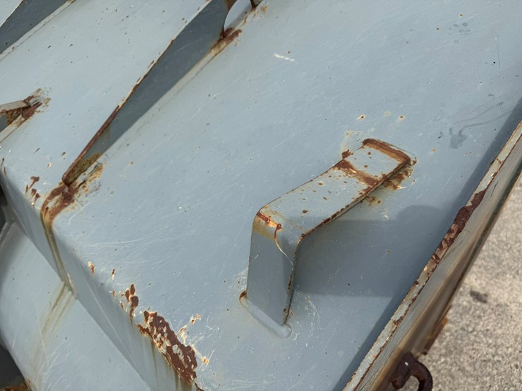 #3277-•-2016-liebherr-542-wheel-loader-w/-plow-and-chains-image-68