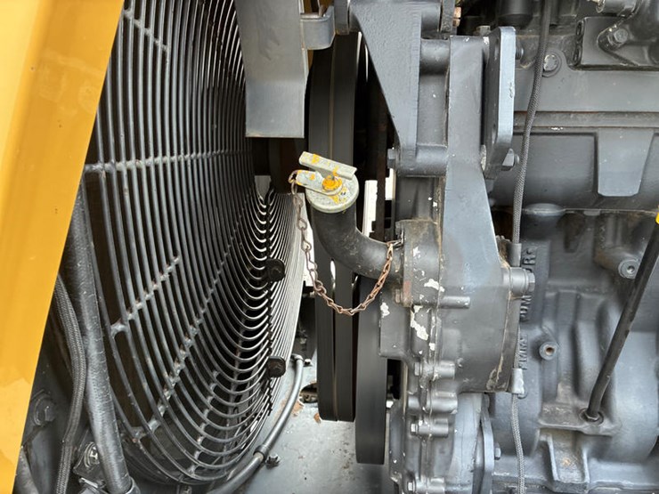 challenger-75c-image-30