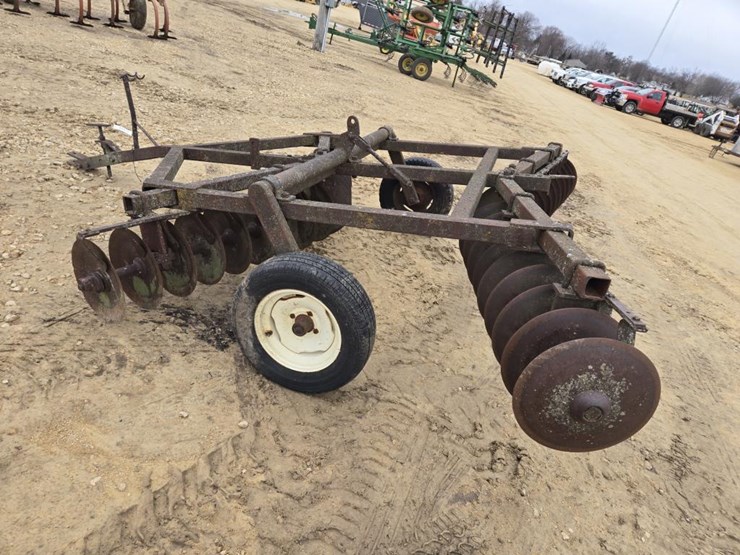 #77-•-10'-disk-image-7