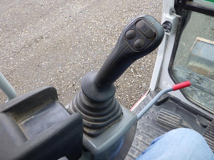 takeuchi-tb290-image-43